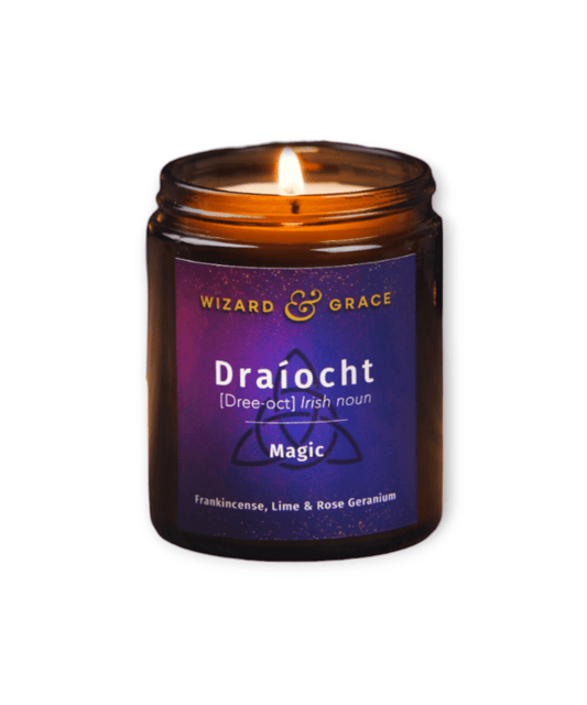 Magic Essential Oil Candle (Draiocht) - Wizard & Grace
